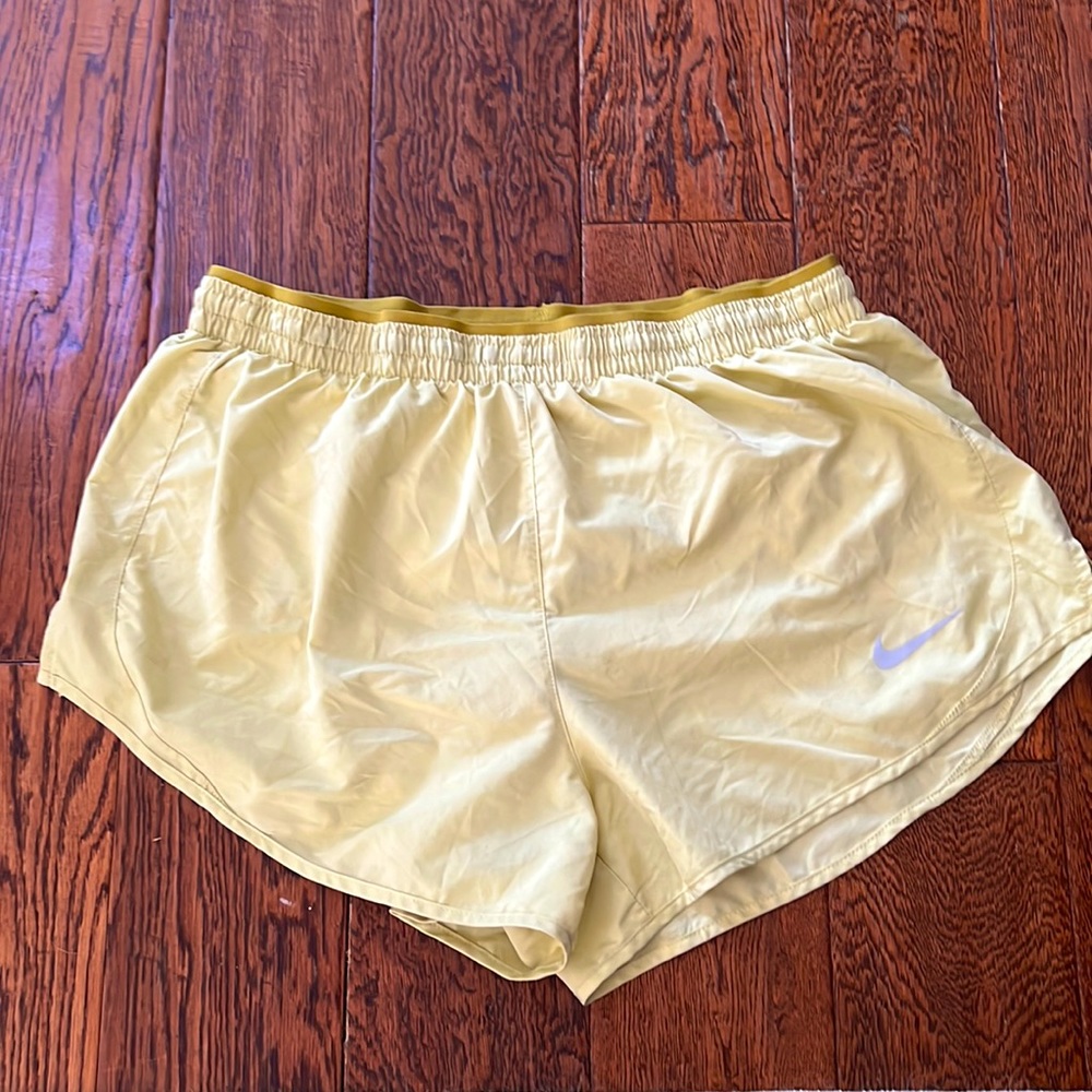 Women’s Nike Dri-Fit running short- Large